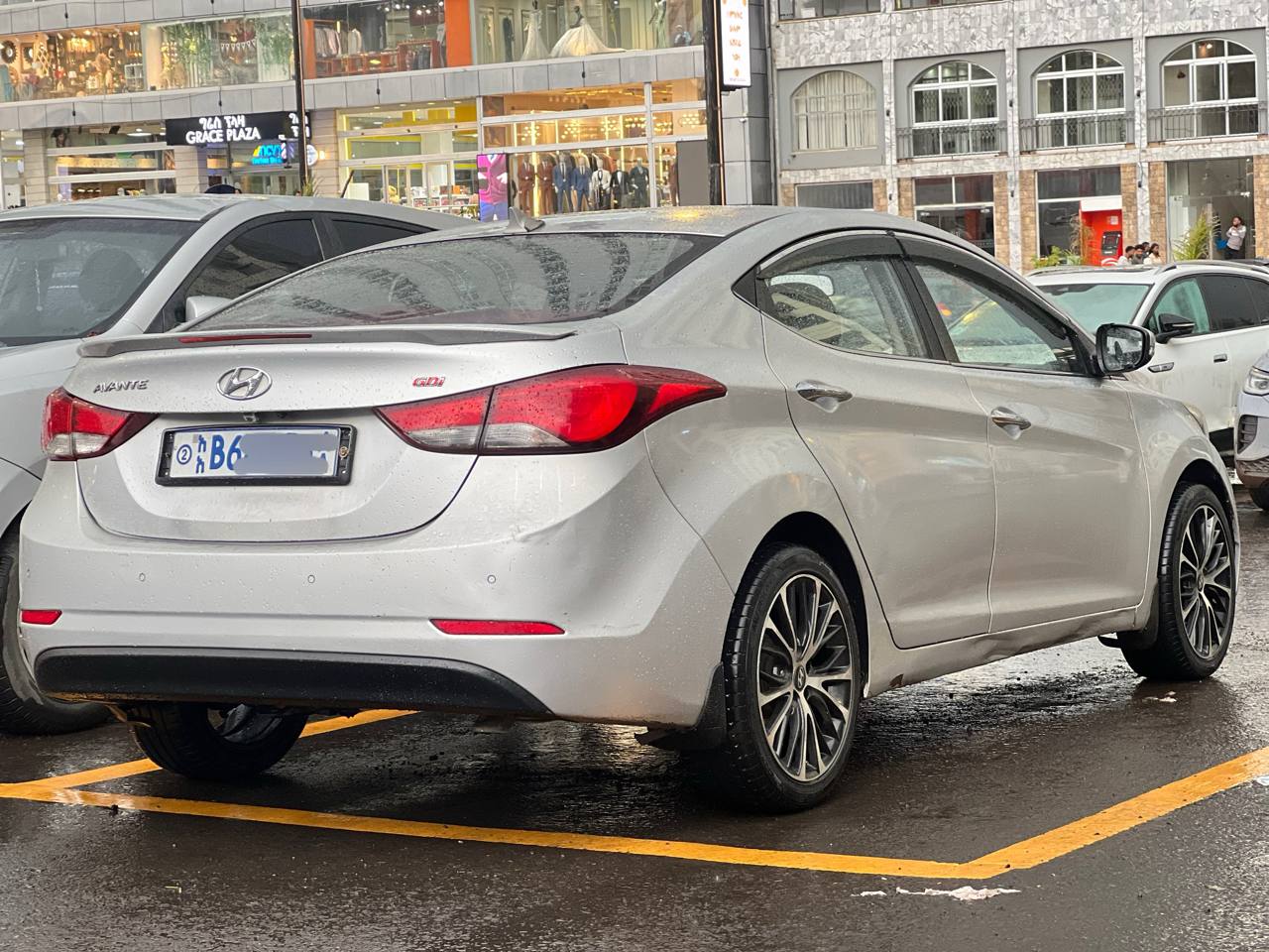 2015 Hyundai Avante - Image 2