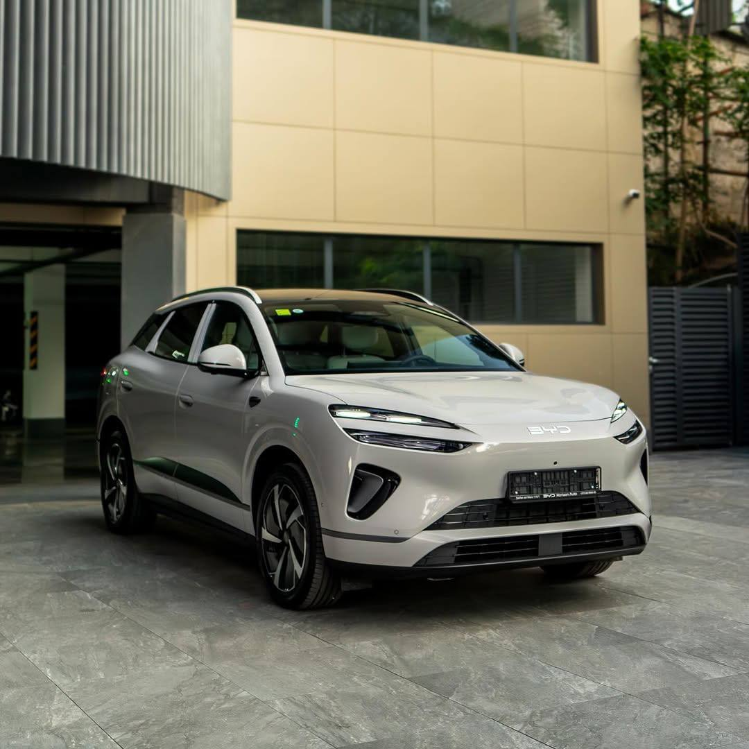2025 BYD Sealion 06 EV - Image 1