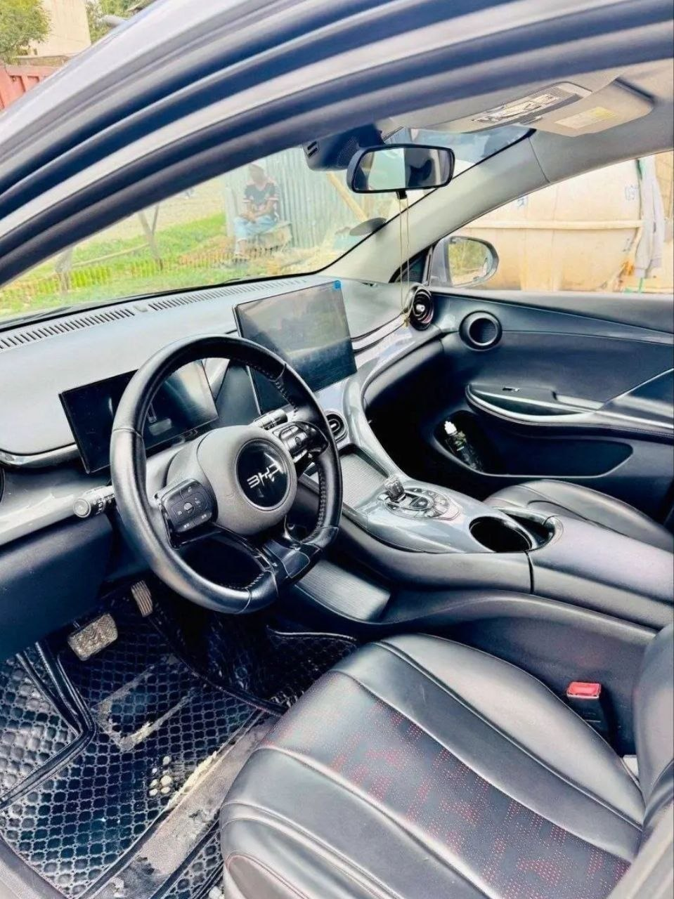 2025 BYD E 2 - Image 2