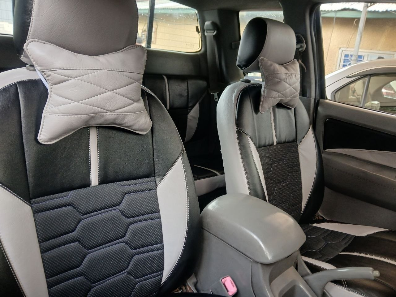 2008 TOYOTA HILUX ~ X-CAB - Image 3